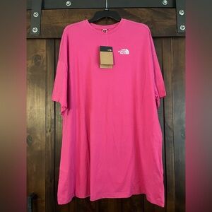 The North Face Womens Vibrant Pink T-shirt dress.